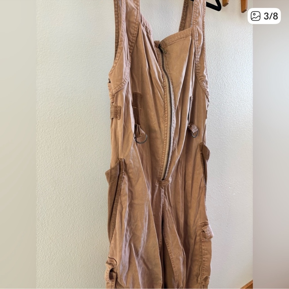 FP Movement Fast Track Jumpsuit. Size Xsmall. Color Sand Shell. - Picture 7 of 12